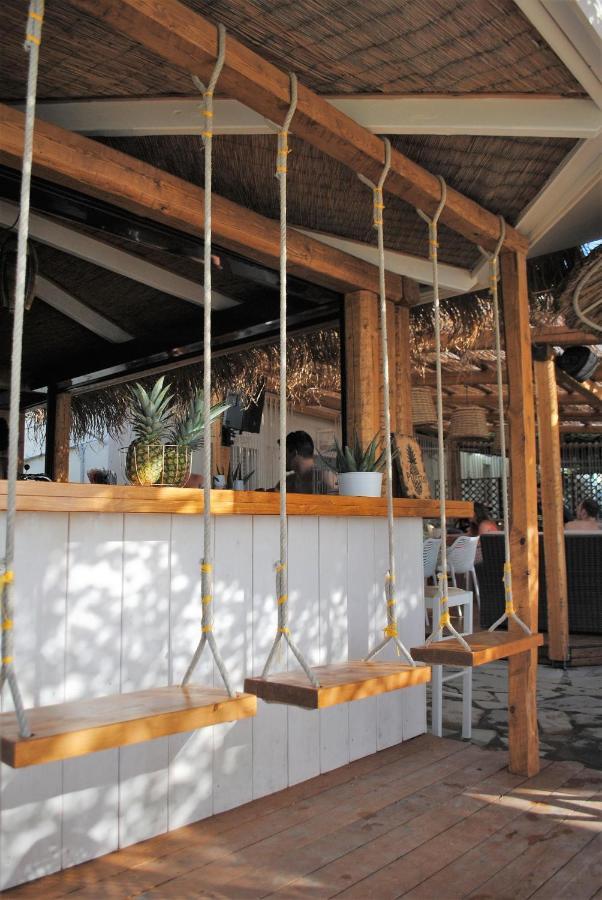 Puerto Seaside Rooms Akhladheri Exterior photo
