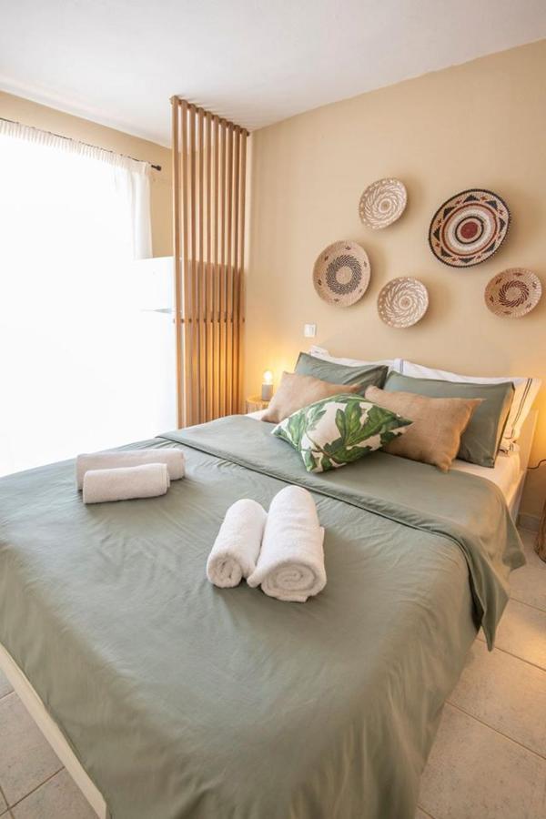 Puerto Seaside Rooms Akhladheri Exterior photo