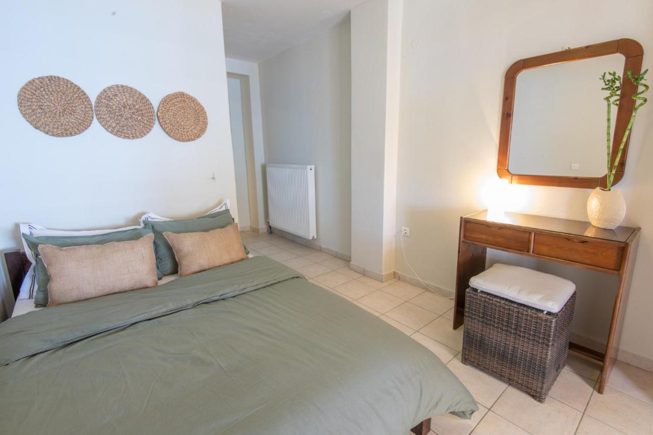 Puerto Seaside Rooms Akhladheri Exterior photo